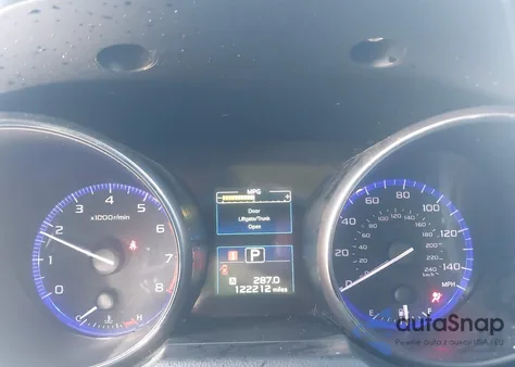 2015 Subaru Outback 2.5I Premium z USA, uszkodzony, nr VIN 4S4BSACC9F3210436